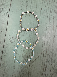 Handmade Daisy Bead Bracelet