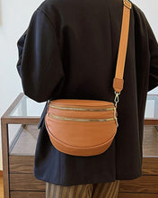 Load image into Gallery viewer, Crossbody Bum Bag
