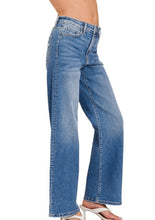 Load image into Gallery viewer, Zenana Straight Leg Jeans
