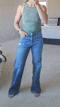 Load image into Gallery viewer, Zenana Straight Leg Jeans
