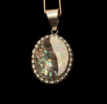 Load image into Gallery viewer, MOP Abalone Necklace
