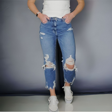 Load image into Gallery viewer, High Rise Distressed Cropped Denim
