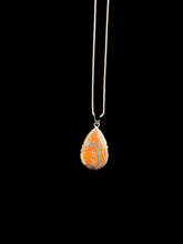 Load image into Gallery viewer, Sterling Silver Spiny Oyster Necklace
